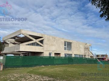 Casa · 315m² · 9 Ambientes · 2 Cocheras · Casa en Venta, Los Puentes, Nordelta, Tigre