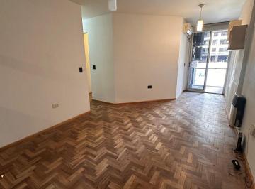 Departamento de 3 ambientes, Córdoba · Nva Cba: Obispo Oro 300 - 1 Dorm y 1/2 (O Escritorio)