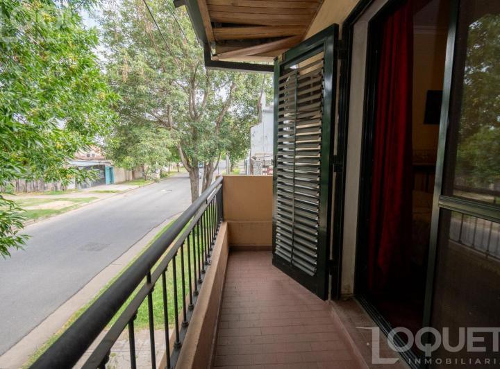 Casa · 149m² · 5 Ambientes · 1 Cochera