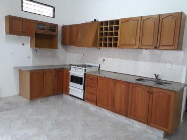 Casa · 79m² · 3 Ambientes · 2 Cocheras