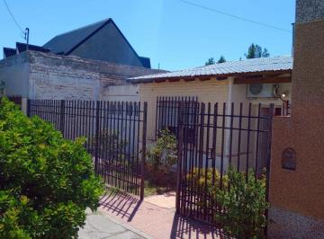 Casa de 4 ambientes, San Rafael · Venta de Casa
