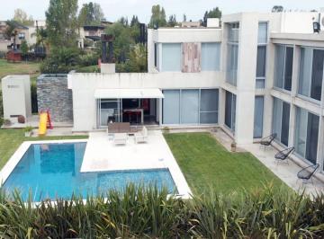 Casa · 440m² · 5 Ambientes · 3 Cocheras · Venta Casa 5 Ambientes en General Rodriguez