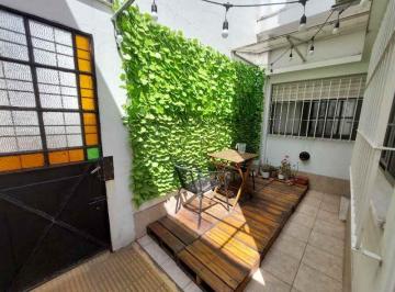 Casa de 6 ambientes, Quilmes · Casa en Venta en Quilmes