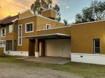 Foto · Venta - Casa de 4 Dorm. en Complejo Cerrado - Housing La Calandria