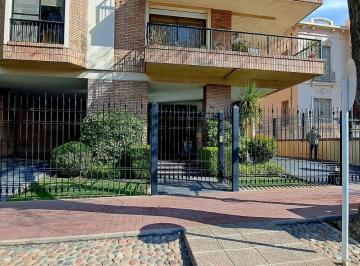Departamento · 177m² · 2 Dormitorios · 2 Cocheras · Emilio Civit: Distinción, Elegancia y La Mejor Ubicación de Mendoza.