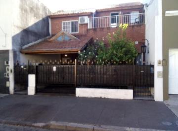 PH · 240m² · 3 Ambientes · PH - Parque Chacabuco