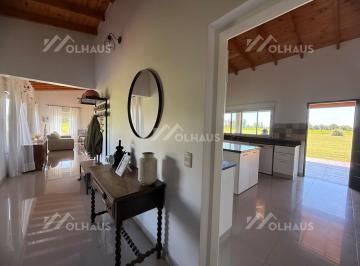 Casa · 180m² · 4 Ambientes · 1 Cochera · Casa en Alquiler en Exaltación de La Cruz, G. B. a. Zona Norte, Argentina