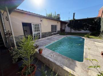 RLD-RLD-2565_2 · Casa 3 Ambientes. | Velazquez Al 700