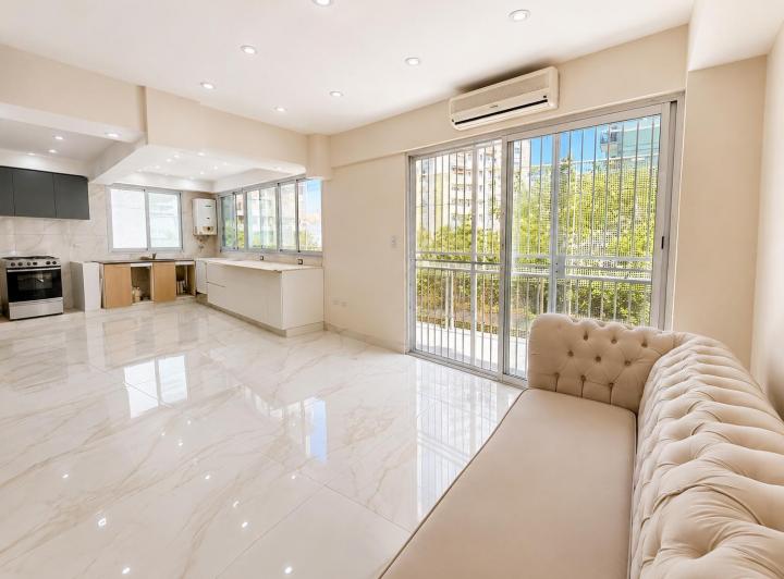 Venta Departamento Semipiso con Cochera Almagro
