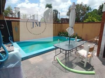 Casa · 200m² · 5 Ambientes · 1 Cochera · Casa de 4 Ambientes Mas Departamento