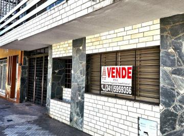 Casa de 8 ambientes, Rosario · Excelente Casa con Galpon