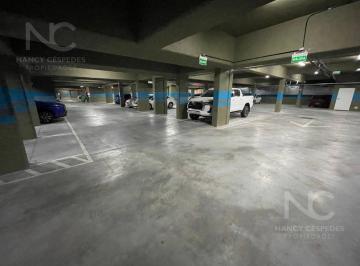 Garage · 18m² · Cochera en Klover Plaza Excelente Ubicacion!