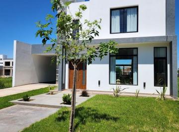 Casa de 2 ambientes, Malagueño · Alquilo Tejas Cuatro - Hermosa!