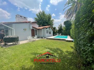 Casa · 150m² · 4 Ambientes · Casa en Alquiler con 4 Ambientes en Country Las Lajas