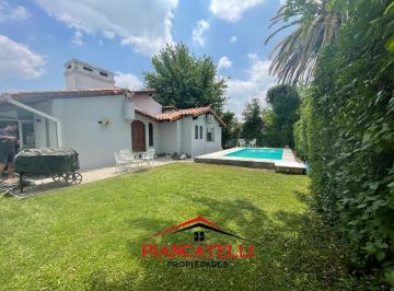 Casa · 150m² · 4 Ambientes · Casa en Alquiler en Country Las Lajas con 4 Ambientes