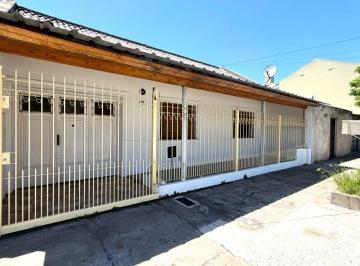 Casa de 4 ambientes, Lanús · Venta Casa con 239 m² de 3 Ambientes con Departamento de 2 Ambientes en Lanús Oeste