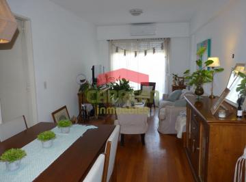 Departamento de 4 ambientes, Vicente López · Departamento 4 Ambientes, Muy Luminoso, en Venta en Vicente López, Frente Al Metrobus.