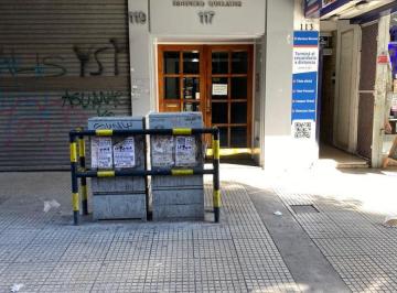 Departamento de 4 ambientes, Quilmes · Venta Departamento 3 Ambientes con Dependencia Quilmes Centro