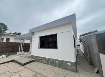 Casa de 4 ambientes, La Falda · 2 Casas en Venta en Zona Céntrica de La Falda