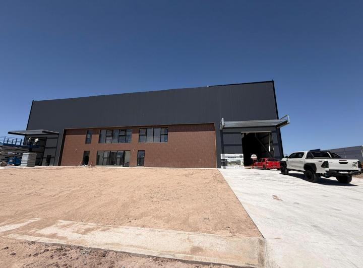 Bodega-Galpón · 2300m² · 2 Ambientes