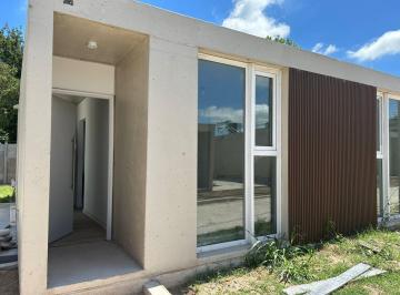 Casa · 45m² · 2 Ambientes · 1 Cochera · Casa en Venta en Barrio Bruk, Ringuelet