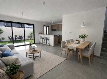 Casa · 146m² · 4 Ambientes · 2 Cocheras · Dúplex 3 Dorm. Lavadero Independiente - Colinas Manantiales