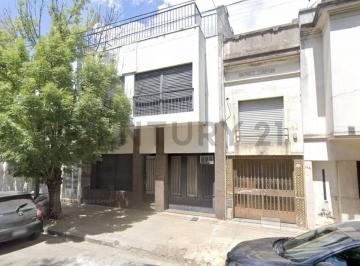 Casa · 101m² · Casa a Demoler en Venta, La Plata