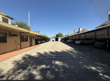 Garage · 406m² · Excelente Lote Para Desarrollo | 1.126 m² con Cocheras y Depósito | Banfield Oeste