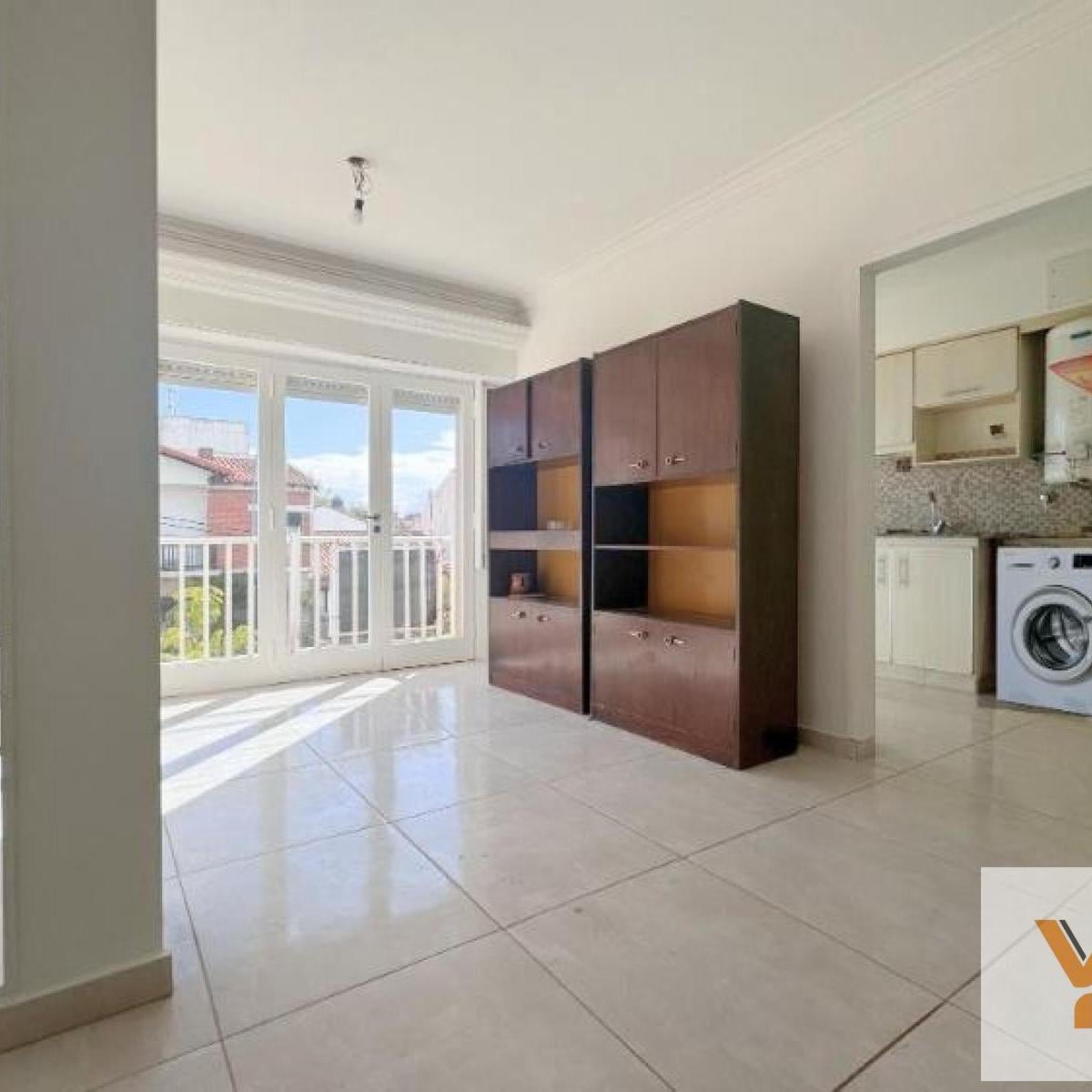Departamento de dos dormitorios en venta sobre calle Nápoles y Araoz
