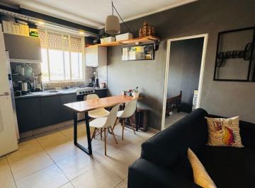 Departamento de 3 ambientes, Boedo · Venta Departamento 3 Ambientes en Boedo. Piso Alto. Vista Abierta Panorámica. Refaccionando a Nuevo