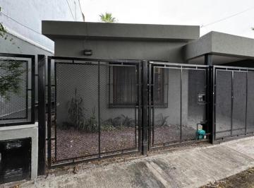 Casa · 100m² · 4 Ambientes · 1 Cochera · Casa PH Venta Ituzaingo