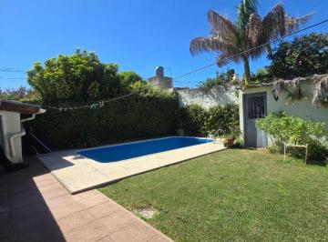 Casa de 6 ambientes, Córdoba · Se Vende Casa con Pileta y Quincho