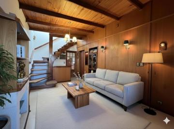 Casa · 123m² · 6 Ambientes · 1 Cochera · Casa 2 Dorm. + Cochera
