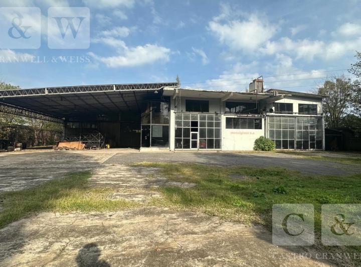Depósito · 4437m²