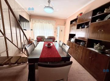 PH · 71m² · 4 Ambientes · PH en Venta de 4 Ambientes Entrada Independiente, Patio Semi Cubierto, Balcon y Terraza en San Justo