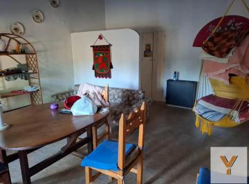 Casa · 100m² · 4 Ambientes · Casa en Venta - 3 Dorm. 1 Baño - Las Toninas