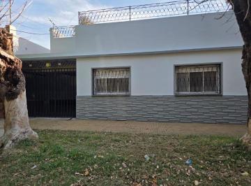 Casa de 3 ambientes, Tres de Febrero · Venta Casa 3 Ambientes en Martin Coronado