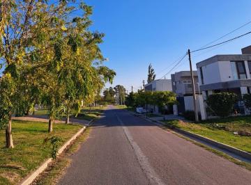 Terreno · 313m² · Barrio Don Carlos I | Escritura Perfecta | 10,30 X 36,40 | 138 E/ 508 Bis y 509 J. Hernández Lp