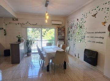 Departamento · 62m² · 3 Ambientes · 2 Cocheras · Departamento en Lomas de Zamora
