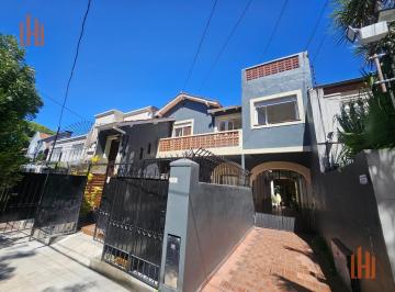 PH · 140m² · 4 Ambientes · PH Reciclado a Nuevo 190 m 4amb con 60 m Terraza. - Oportunidad