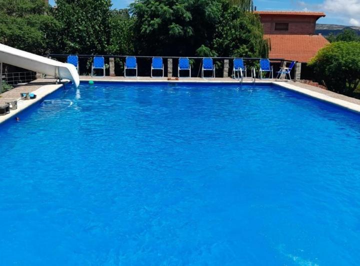 Local comercial · 497m² · 1 Ambiente · 3 Cocheras