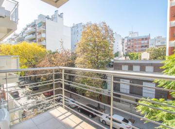 Departamento · 45m² · 2 Ambientes · Luminoso, Buen Edificio Casi Nuevo, Amplio, Semipiso