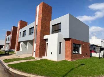 Foto · Venta Duplex Colinas de Manantiales 3 Dorm.