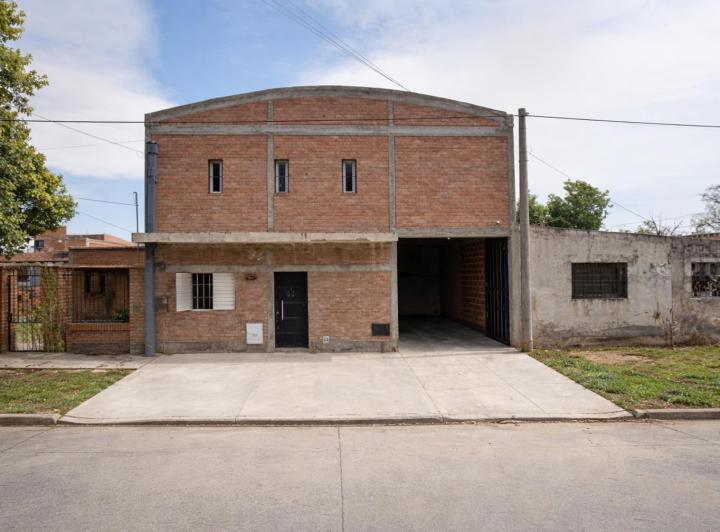 Bodega-Galpón · 250m²
