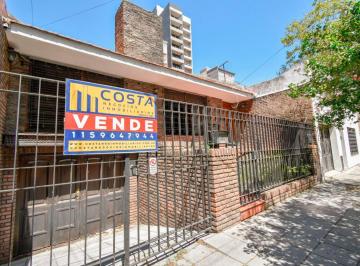 Casa de 4 ambientes, Lanús · o"Higgins 2100 Lanús E. 8.66x25,98 4 Ambientes Cochera (2) Exc Ubic a Credito Zonif Altura