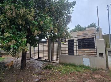 Casa · 90m² · 4 Ambientes · 1 Cochera · Casa 2 Dorm., La Calera, Cordoba