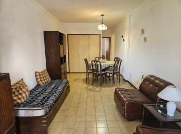 Departamento de 1 ambiente, Mar del Plata · Se Vende un Ambiente Amplio a La Calle Ayacucho 3200