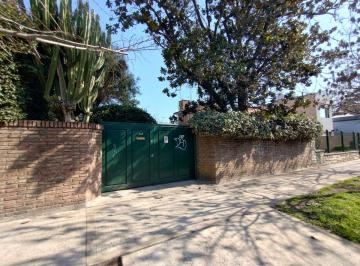 Terreno , Almirante Brown · Excelente Lote en Venta en Inmejorable Ubicacion en Adrogue