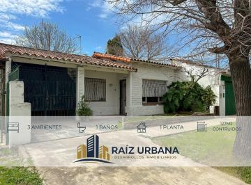 Casa de 3 ambientes, Lomas de Zamora · Venta Casa en Lavallol con Patio