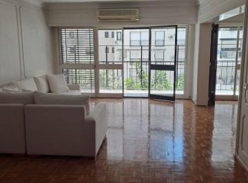 Departamento de 4 ambientes, Palermo · Av del Libertador 2600 - y Cavia